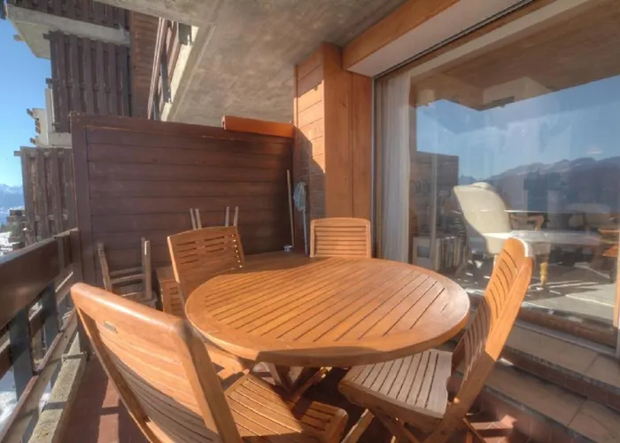 Gemeaux 204 Sur La Place Du Village A Avec Vue Sur Les Alpes